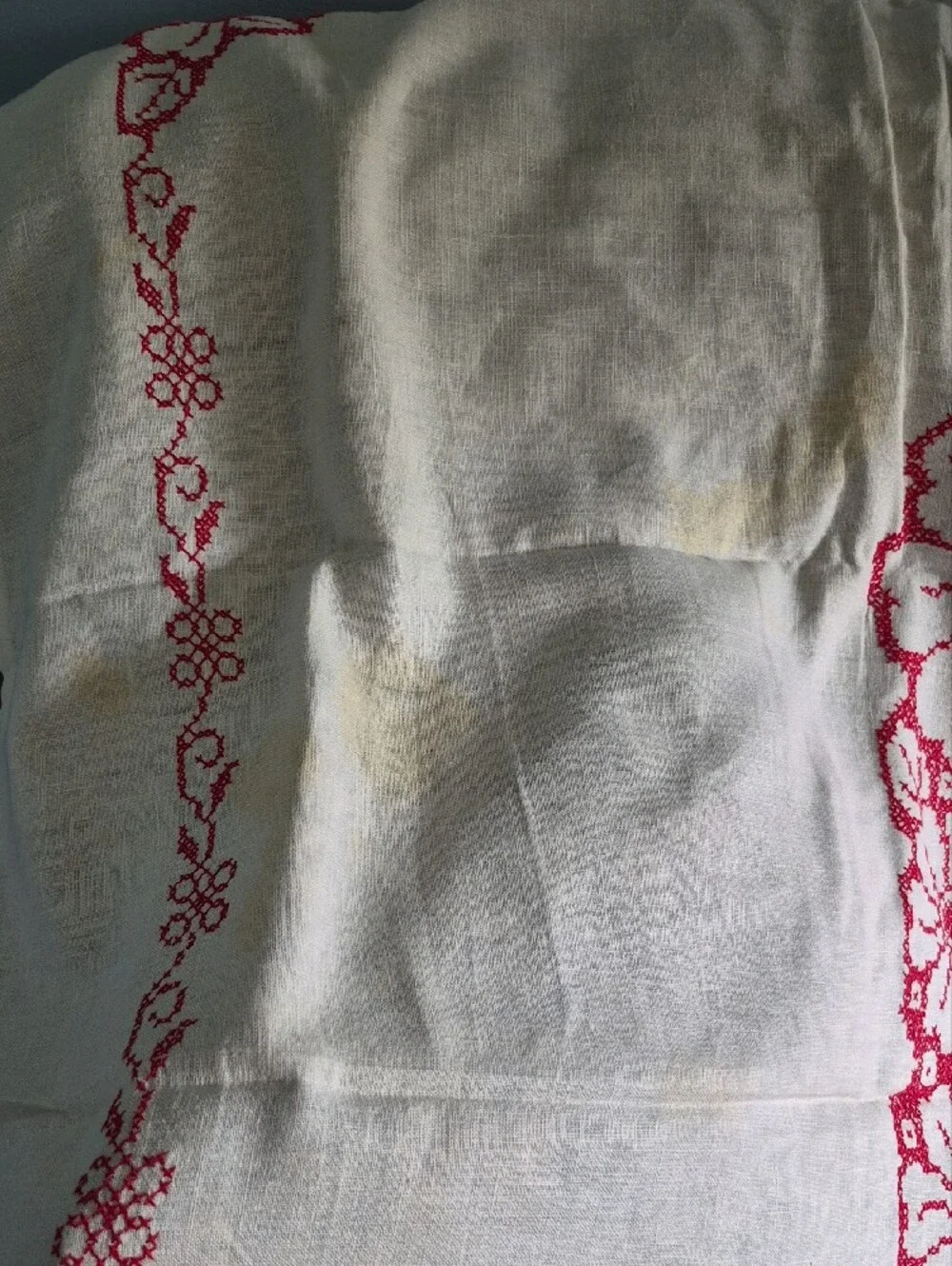 Vintage White Linen Tablecloth with Red Floral Embroidery 12 Matching Napkins